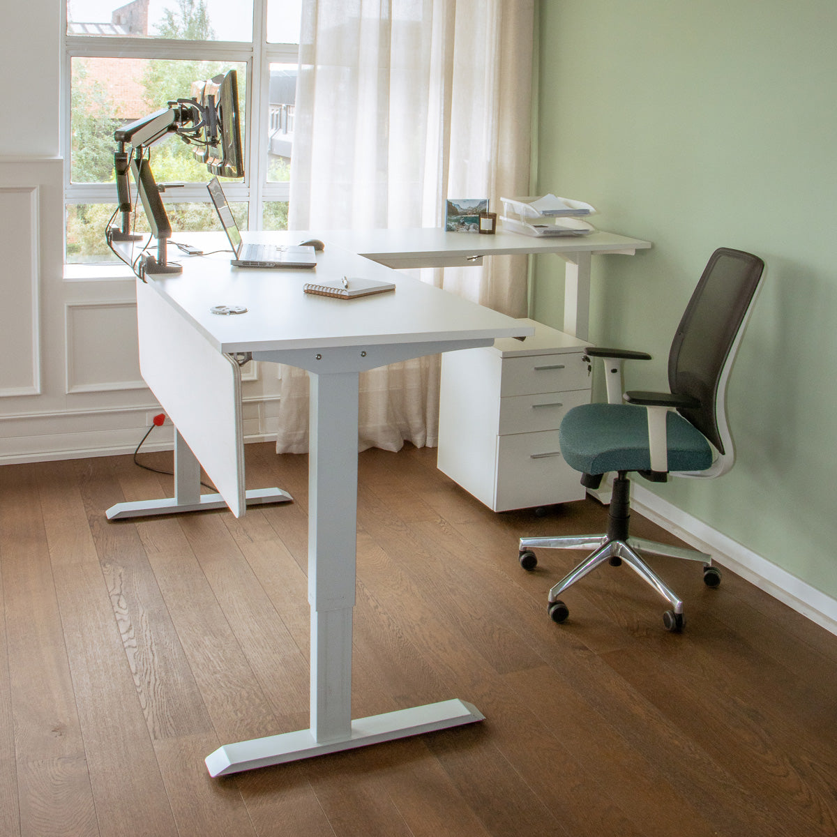 Maluti Height-Adjustable Desk With Extension